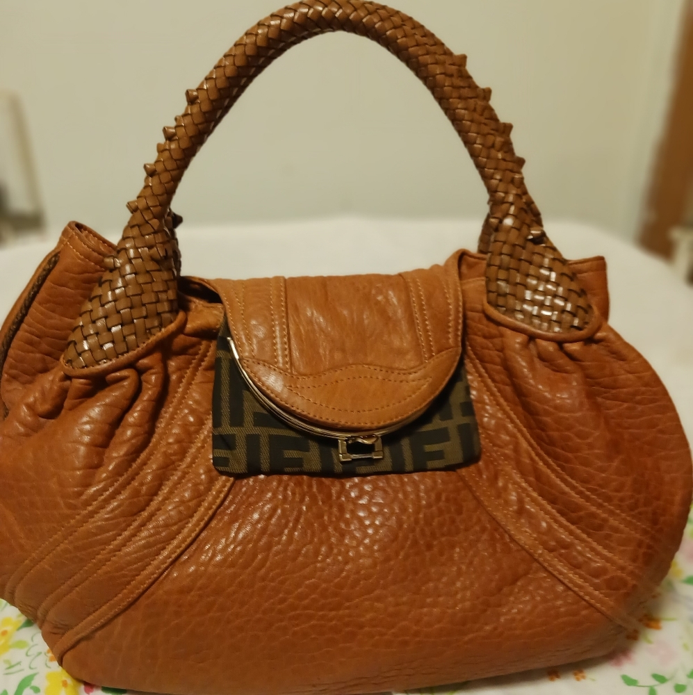 FENDI SPY BAG NAPPA LEATHER - Picture 4 of 9